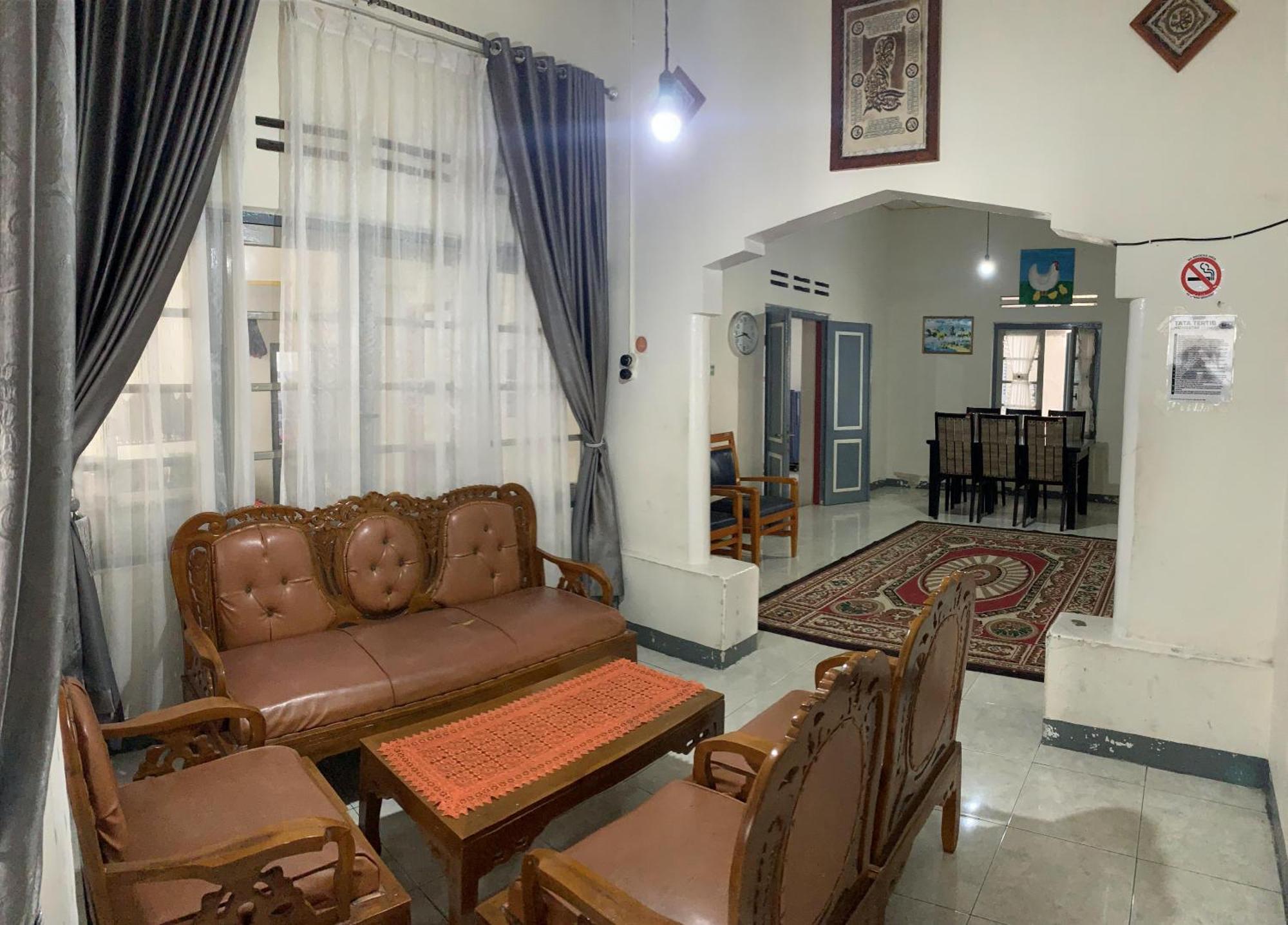Bukittinggi Homestay المظهر الخارجي الصورة