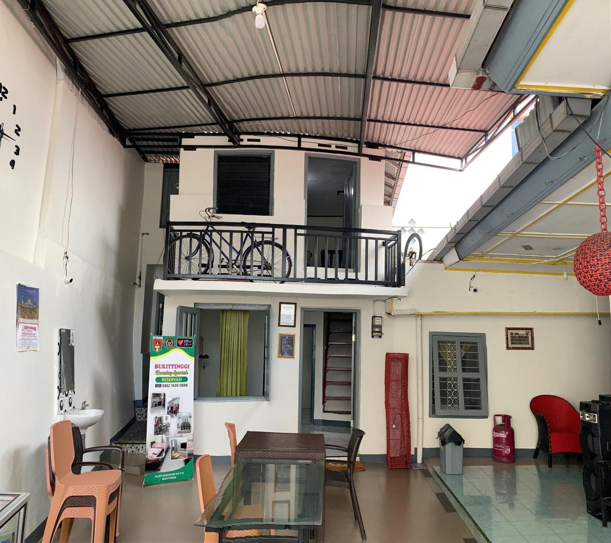 Bukittinggi Homestay المظهر الخارجي الصورة